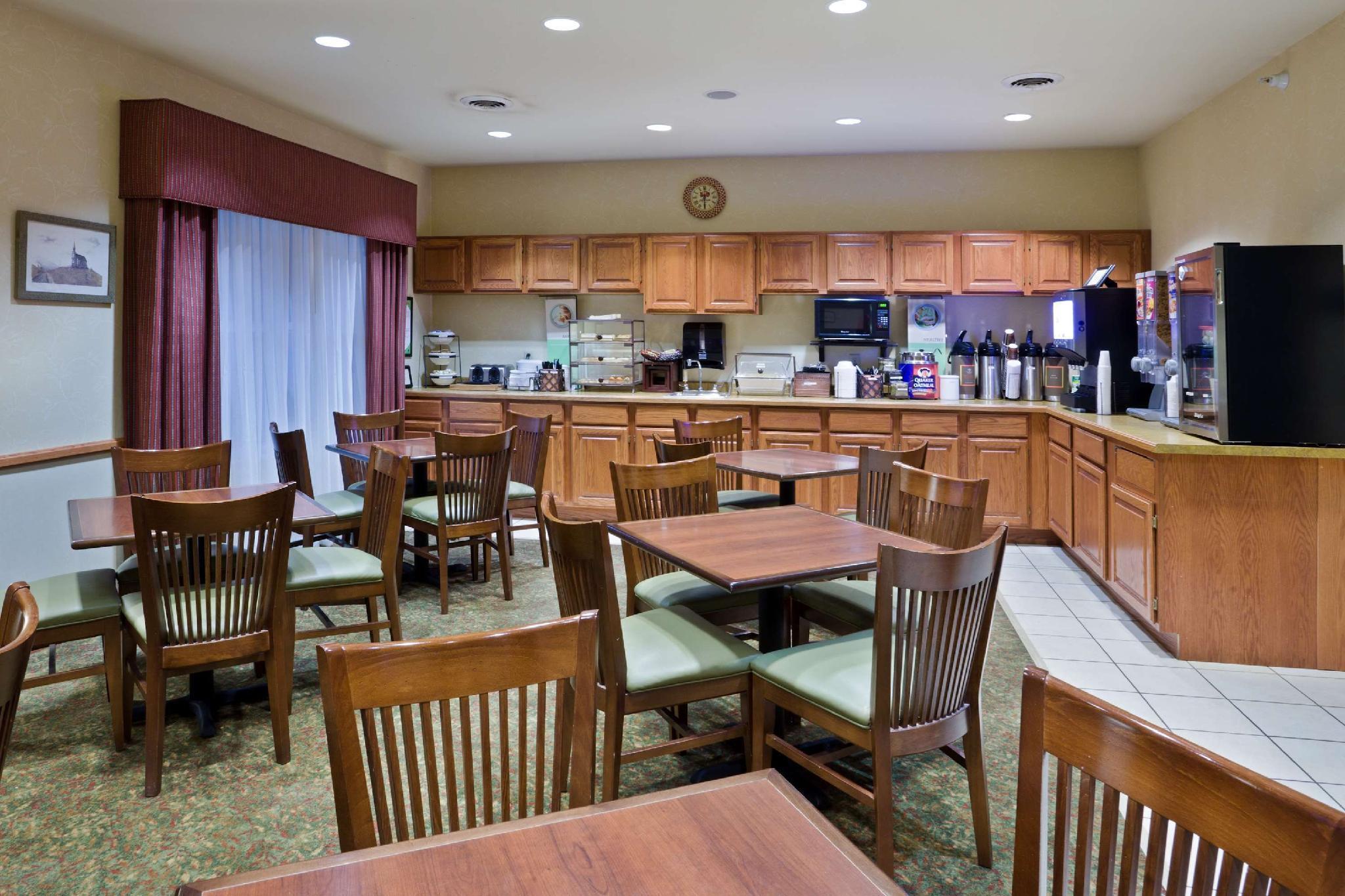 Americinn By Wyndham איירון מאונטיין מראה חיצוני תמונה