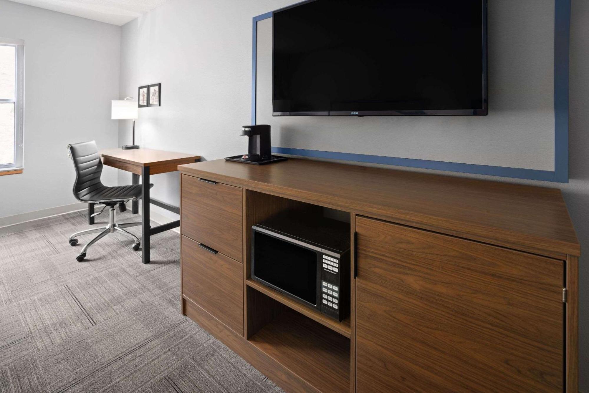 Americinn By Wyndham איירון מאונטיין מראה חיצוני תמונה