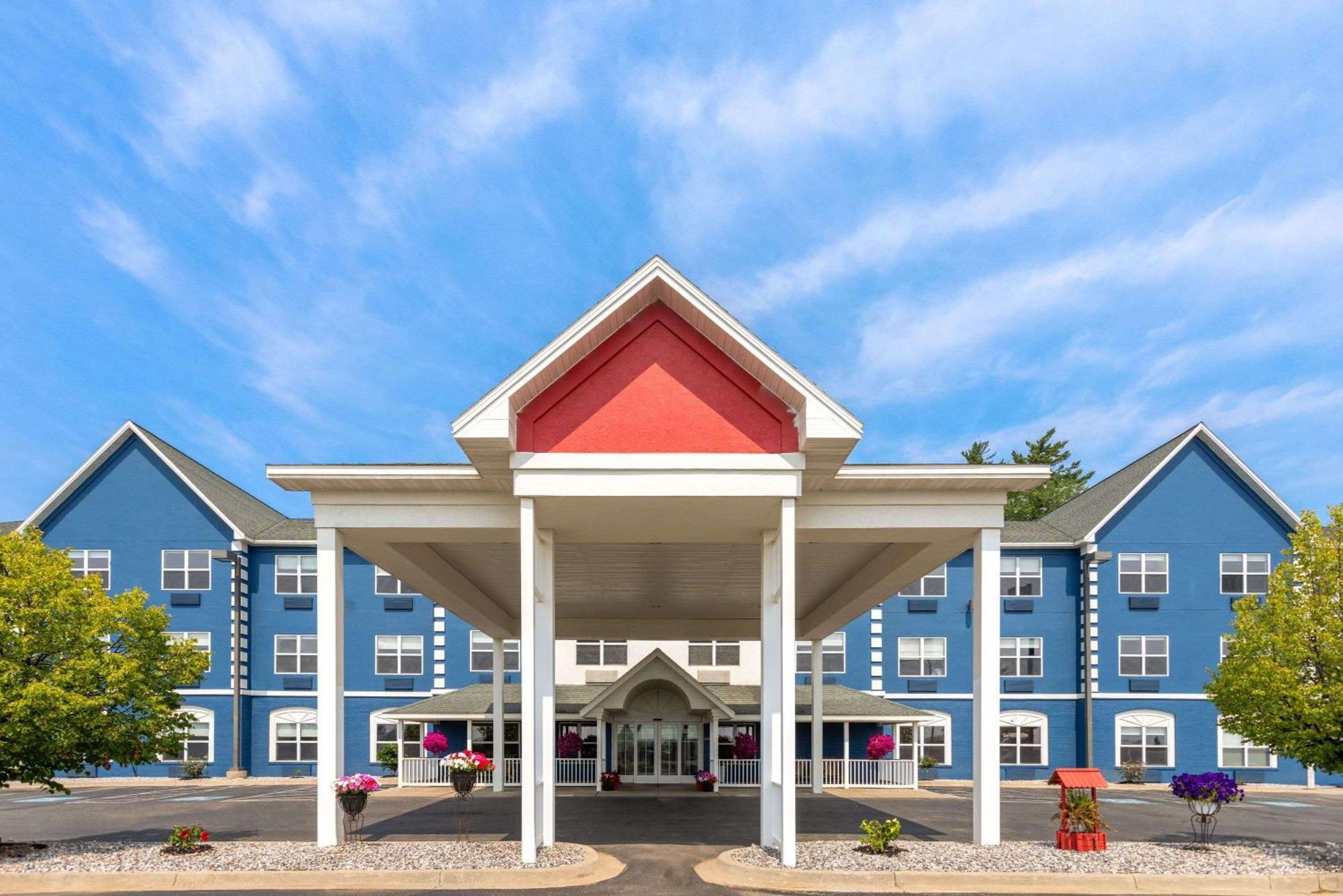 Americinn By Wyndham איירון מאונטיין מראה חיצוני תמונה
